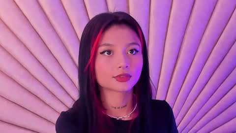 Snapshot of emmaduff_ chatting on 09-26-25, 12:31 online show from 09-26-25, 12:31