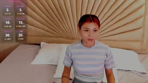 Snapshot of emmaduff_ chatting on 12-18-25, 11:38 online show from 12-18-25, 11:38