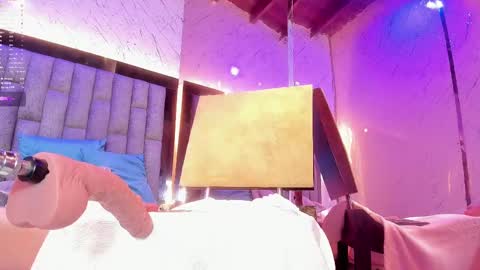 Emma Duque online show from 03-03-25, 02:04