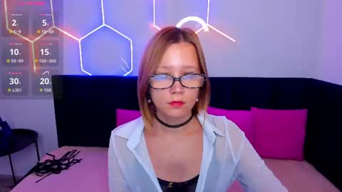 Emma 3 online show from 07-24-26, 01:36