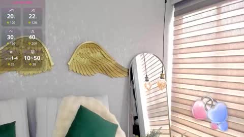 Snapshot of emmaferrary chatting on 11-09-25, 02:26 Emma Ferrary online show from 11-09-25, 02:26