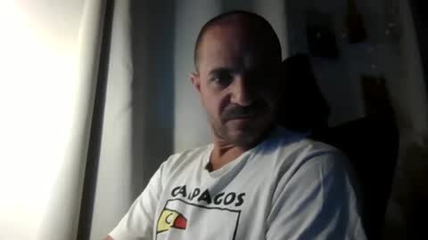 Ariel online show from 10-19-25, 04:24