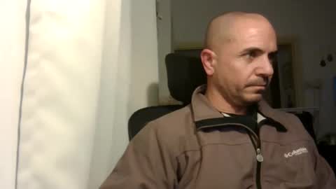 Snapshot of emmagold123 chatting on 01-18-26, 10:35 Ariel online show from 01-18-26, 10:35