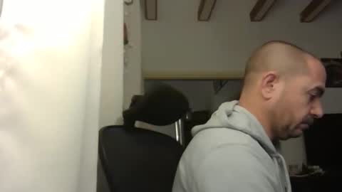 Snapshot of emmagold123 chatting on 02-03-26, 03:26 Ariel online show from 02-03-26, 03:26