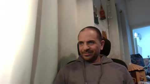 Snapshot of emmagold123 chatting on 03-07-26, 10:18 Ariel online show from 03-07-26, 10:18