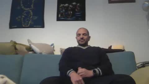 Ariel online show from 03-20-26, 04:50