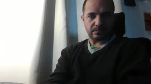 Ariel online show from 03-26-26, 05:02