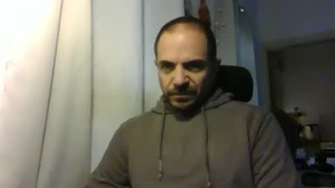 Ariel online show from 04-03-26, 04:43