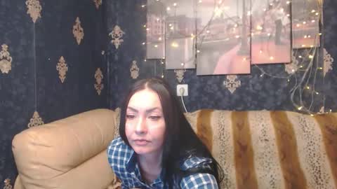 EmmaGoldX online show from 12-24-24, 12:11