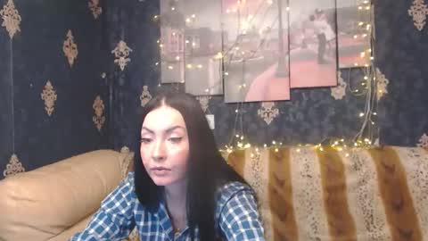 EmmaGoldX online show from 12-25-24, 02:56