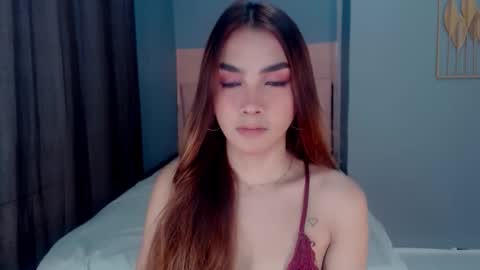 Snapshot of emmahardcockts chatting on 01-10-26, 02:24 Emma online show from 01-10-26, 02:24