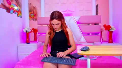 Emma Hilton online show from 05-14-26, 02:57