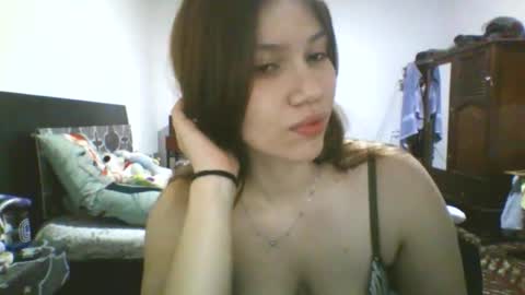 Snapshot of emmahot7777 chatting on 02-15-26, 10:14 emmahot7777 online show from 02-15-26, 10:14