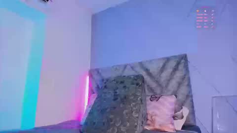  Emma  online show from 09-09-25, 03:39