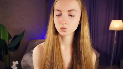 Emma day  Wendy night online show from 01-25-25, 11:54