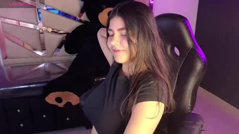 Emma online show from 12-19-24, 02:02