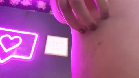 Emma online show from 01-14-25, 01:49