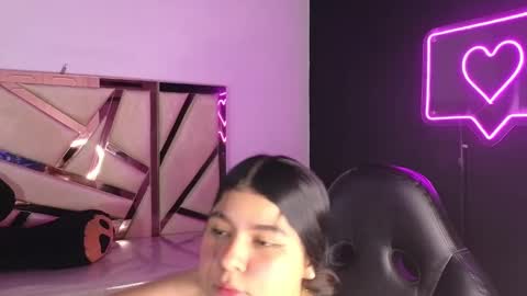 Emma online show from 01-26-25, 05:44