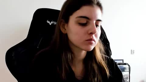 Emma online show from 02-10-26, 09:13