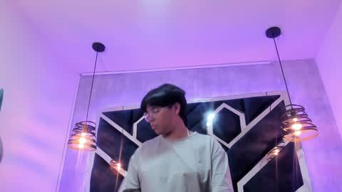 Snapshot of emmapark_ chatting on 02-05-25, 12:53 Emma 3 online show from 02-05-25, 12:53