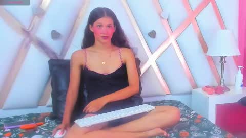 Emmapetty online show from 09-25-25, 09:18