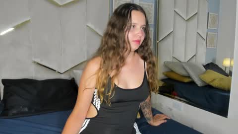 Emma Richards online show from 06-11-26, 12:43