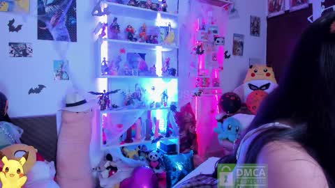 Emma online show from 10-24-25, 06:37