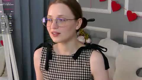 Emma online show from 06-15-26, 06:48