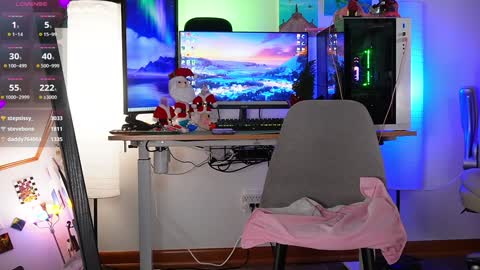 Snapshot of emmasky69 chatting on 12-06-24, 04:14 Emma Sky online show from 12-06-24, 04:14