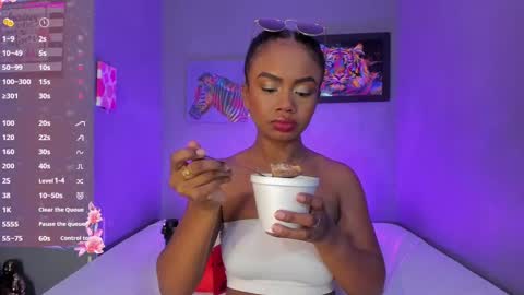 Emma online show from 10-22-25, 05:24