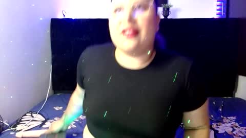 Snapshot of emmatower chatting on 09-22-25, 07:38 emmatower online show from 09-22-25, 07:38