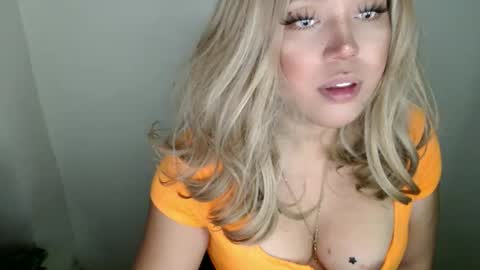 Snapshot of emmawatsoons chatting on 09-23-25, 02:53 YourDreamGirl Emma  online show from 09-23-25, 02:53