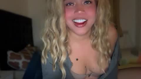 YourDreamGirl Emma  online show from 02-18-26, 11:50