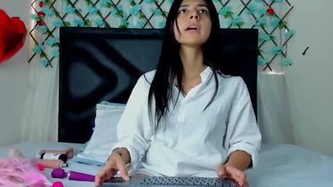  Emma  online show from 02-23-25, 06:01