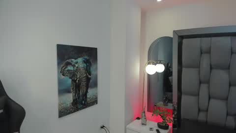 Emmet online show from 09-30-25, 04:12