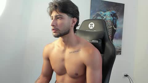 Emmet online show from 10-14-25, 03:02