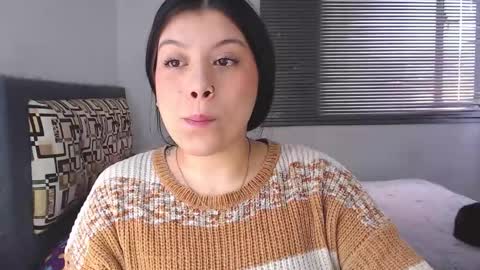 Snapshot of emmi_0 chatting on 10-07-25, 10:18 Emily  Independent model online show from 10-07-25, 10:18