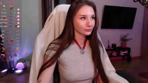 Snapshot of emmiclo chatting on 11-13-25, 04:28 Emily online show from 11-13-25, 04:28