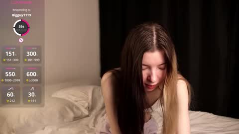 Snapshot of emmie_everly chatting on 09-13-25, 07:13 emmie_everly online show from 09-13-25, 07:13