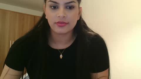 Snapshot of emmie_xxx chatting on 12-03-24, 03:11 emmie online show from 12-03-24, 03:11