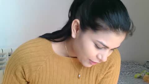 Snapshot of emmie_xxx chatting on 12-19-24, 10:13 emmie online show from 12-19-24, 10:13