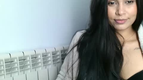 Snapshot of emmie_xxx chatting on 01-17-25, 03:22 emmie online show from 01-17-25, 03:22