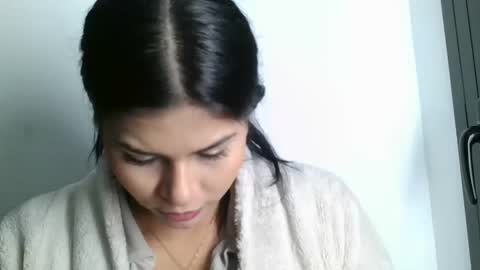 Snapshot of emmie_xxx chatting on 02-10-25, 01:44 emmie online show from 02-10-25, 01:44