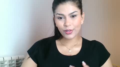 Snapshot of emmie_xxx chatting on 02-26-25, 08:26 emmie online show from 02-26-25, 08:26