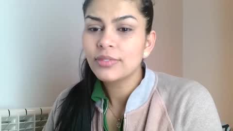 Snapshot of emmie_xxx chatting on 02-27-25, 08:17 emmie online show from 02-27-25, 08:17