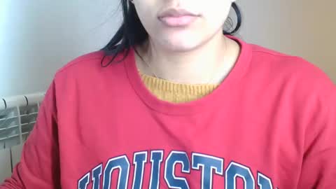 Snapshot of emmie_xxx chatting on 03-03-25, 08:27 emmie online show from 03-03-25, 08:27