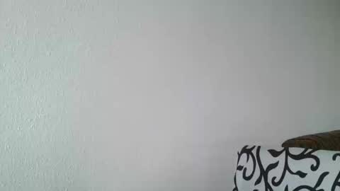 Snapshot of emmie_xxx chatting on 03-04-25, 02:42 emmie online show from 03-04-25, 02:42