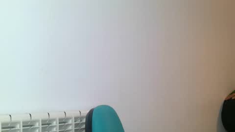 Snapshot of emmie_xxx chatting on 10-01-25, 07:25 emmie online show from 10-01-25, 07:25