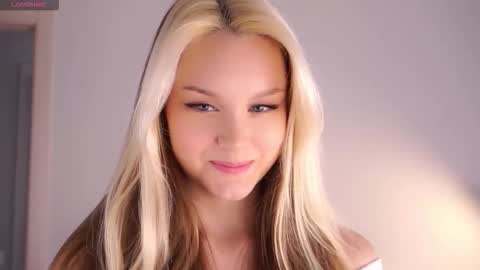 Aurora online show from 09-10-25, 06:46