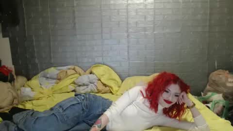 Snapshot of emmily000 chatting on 01-17-25, 11:29 Emmily000 online show from 01-17-25, 11:29